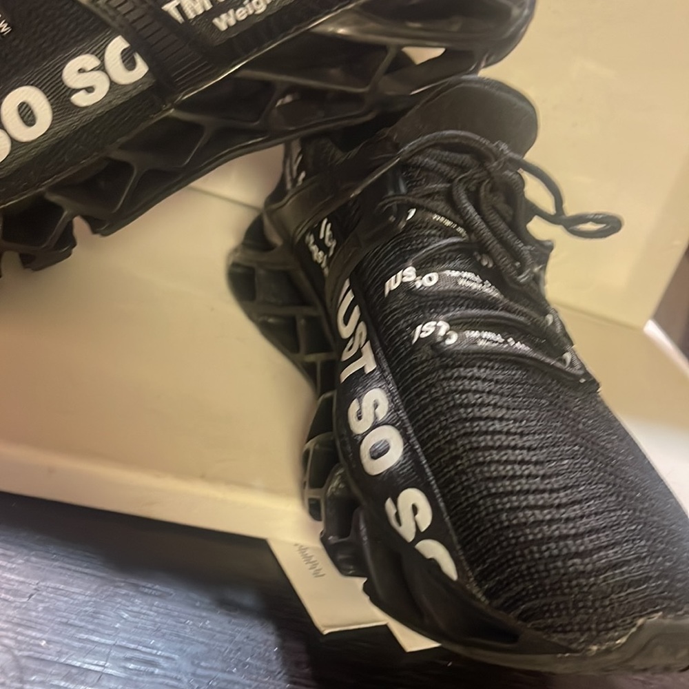 Just so so sneakers size 11 - Picture 15 of 16